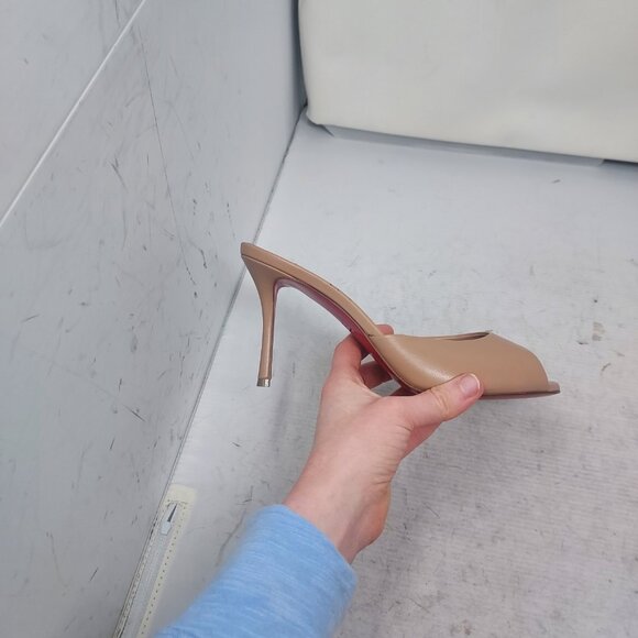 CHRISTIAN LOUBOUTIN Me Dolly Leather Blush Mule Sandal - Picture 3 of 12